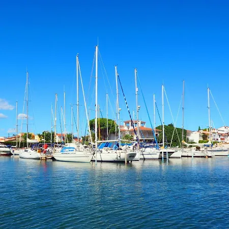 Currican By Interhome Hébergement de vacances Empuriabrava